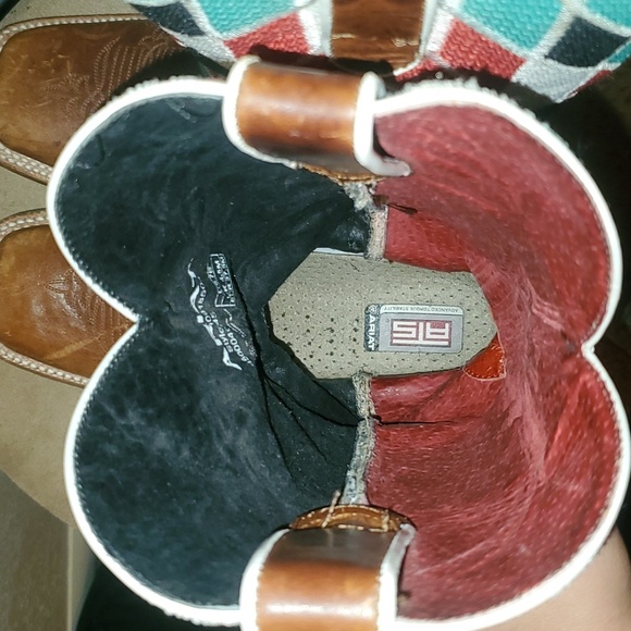 Womens Ariat Boots - Picture 10 of 12